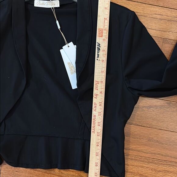 Elegant Black Women's Shrug - Picture 5 of 8